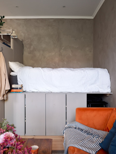 Μια πολύ ιδιαίτερη γκαρσονιέρα σε 32τμ - Φωτογραφία 12