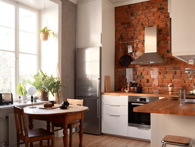 Μια ιδιαίτερης διαμόρφωσης γκαρσονιέρα σε 32τμ - Φωτογραφία 4