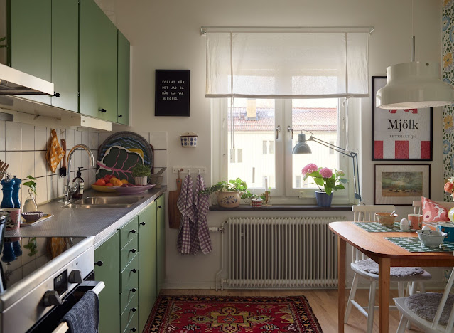 Έντονα χρώματα και ξεχωριστή ατμόσφαιρα σε 56τμ - Φωτογραφία 11