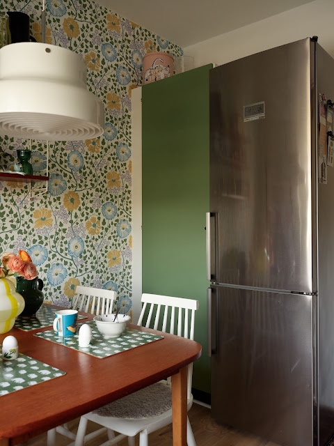 Έντονα χρώματα και ξεχωριστή ατμόσφαιρα σε 56τμ - Φωτογραφία 12