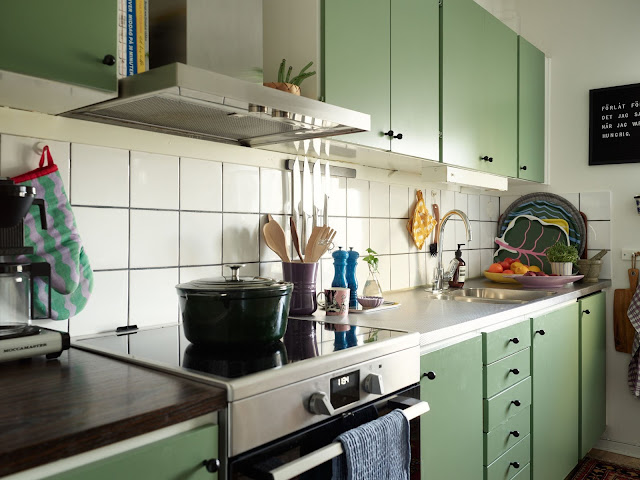 Έντονα χρώματα και ξεχωριστή ατμόσφαιρα σε 56τμ - Φωτογραφία 4