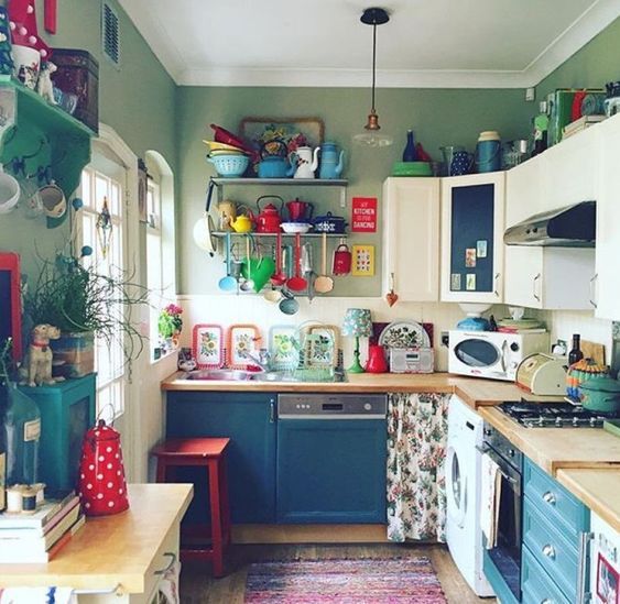 Διαμορφώσεις Κουζίνας με ανοιχτά ντουλάπια - ράφια - Φωτογραφία 16