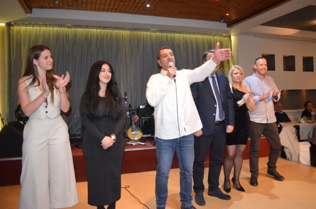 Μεγάλη επιτυχία σημείωσε η χοροεσπερίδα και η κοπή πίτας, που διοργάνωσε ο  σύλλογος Μπαμπίνης Χριστόδουλος Παμπλέκης  (φωτο-βιντεο) - Φωτογραφία 52