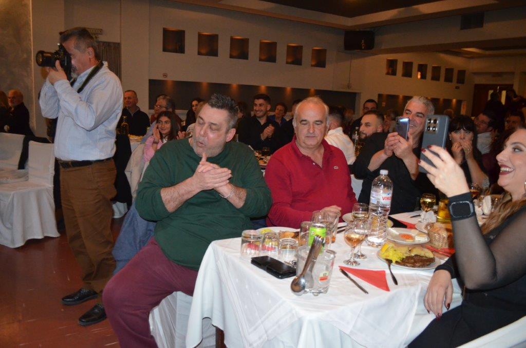 Μεγάλη επιτυχία σημείωσε η χοροεσπερίδα και η κοπή πίτας, που διοργάνωσε ο  σύλλογος Μπαμπίνης Χριστόδουλος Παμπλέκης  (φωτο-βιντεο) - Φωτογραφία 53