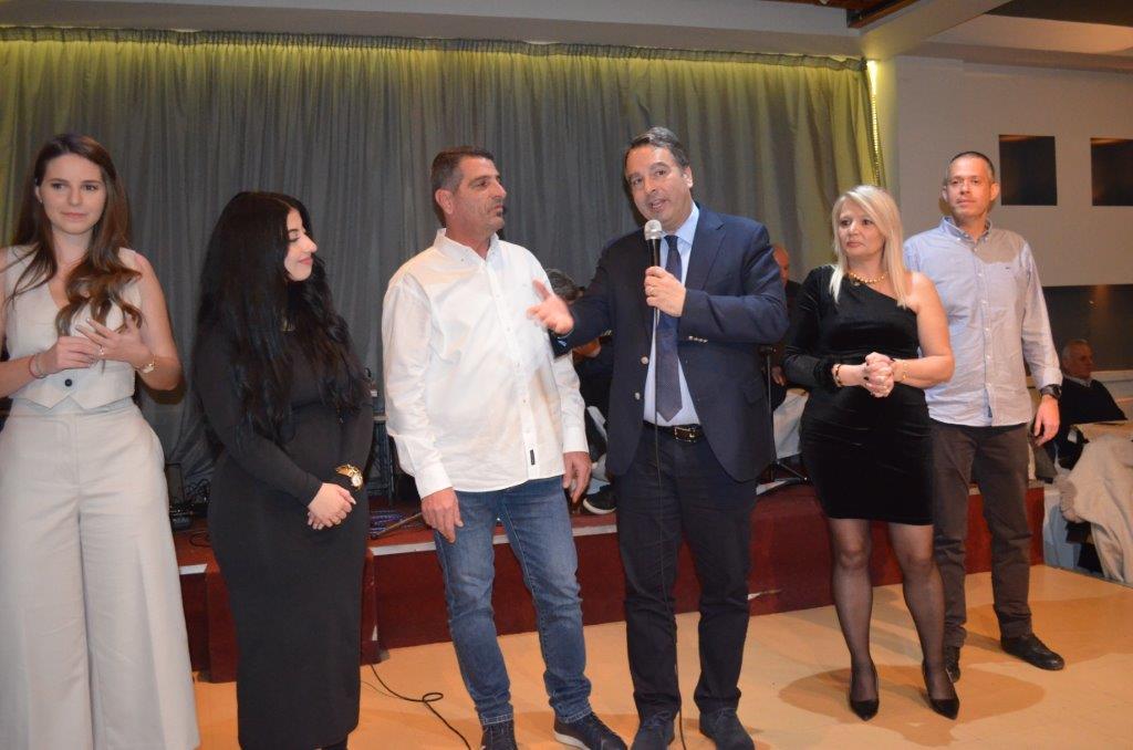 Μεγάλη επιτυχία σημείωσε η χοροεσπερίδα και η κοπή πίτας, που διοργάνωσε ο  σύλλογος Μπαμπίνης Χριστόδουλος Παμπλέκης  (φωτο-βιντεο) - Φωτογραφία 56