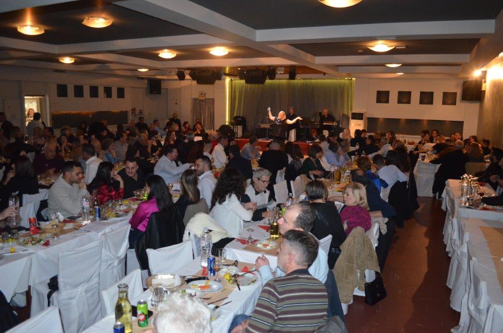 Μεγάλη επιτυχία σημείωσε η χοροεσπερίδα και η κοπή πίτας, που διοργάνωσε ο  σύλλογος Μπαμπίνης Χριστόδουλος Παμπλέκης  (φωτο-βιντεο) - Φωτογραφία 61