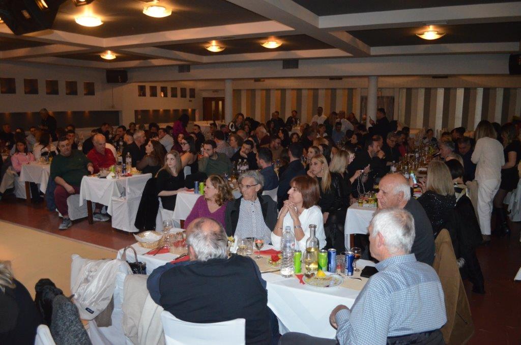 Μεγάλη επιτυχία σημείωσε η χοροεσπερίδα και η κοπή πίτας, που διοργάνωσε ο  σύλλογος Μπαμπίνης Χριστόδουλος Παμπλέκης  (φωτο-βιντεο) - Φωτογραφία 73