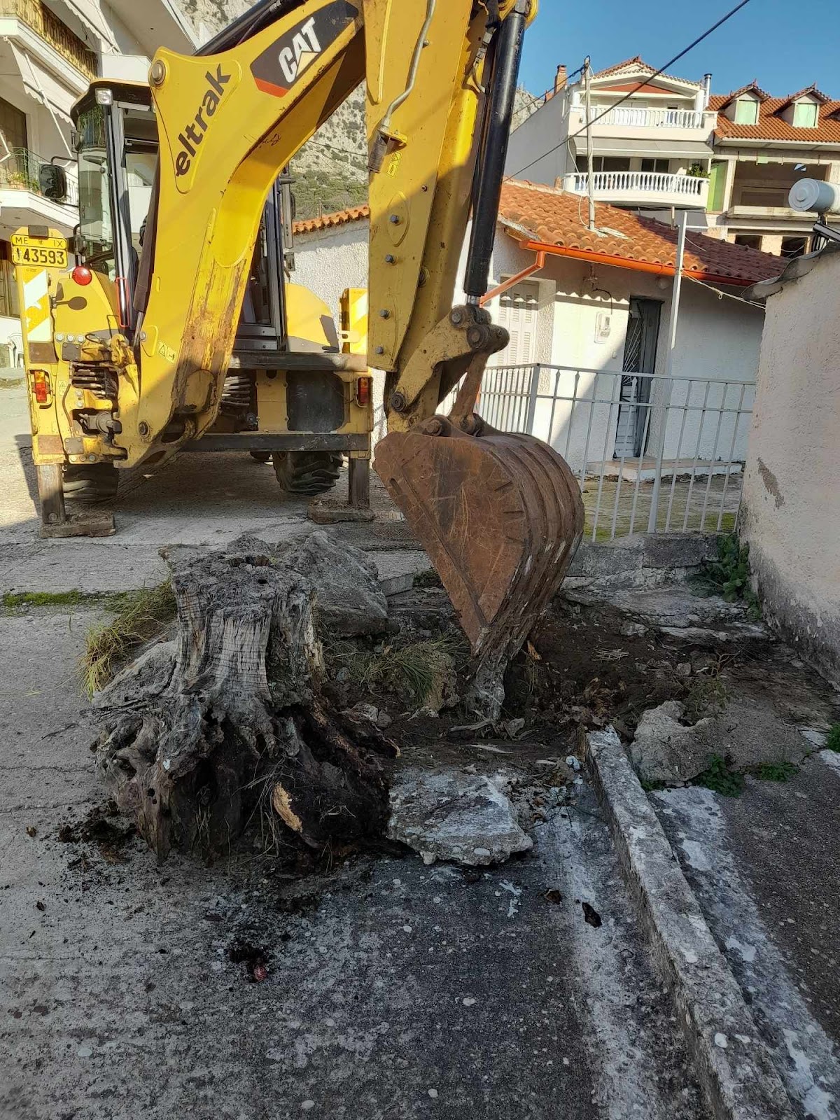 Αρετη Γριτσιπη : πολλαπλες παρεμβάσεις που αφορούν στη βελτίωση της καθημερινότητα στον Αστακο - Φωτογραφία 57