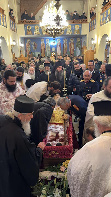 Τελέστηκε ἡ Ἐξόδιος Ἀκολουθία καὶ ἡ ταφὴ τοῦ μακαριστοῦ Γέροντος Κοσμᾶ, Καθηγουμένου τῆς Ἱερᾶς Μονῆς Στομίου Κονίτσης - Φωτογραφία 16