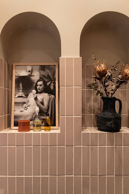 Ιδιαίτερη σύγχρονη αισθητική σε διαμέρισμα κλασικής αρχιτεκτονικής - Φωτογραφία 17