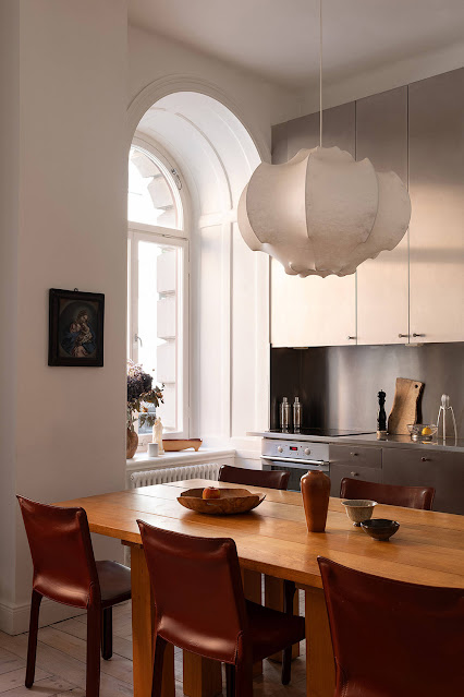 Ιδιαίτερη σύγχρονη αισθητική σε διαμέρισμα κλασικής αρχιτεκτονικής - Φωτογραφία 2