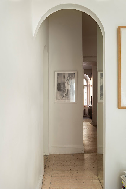 Ιδιαίτερη σύγχρονη αισθητική σε διαμέρισμα κλασικής αρχιτεκτονικής - Φωτογραφία 23