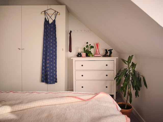 Κομψή και ζεστή διακόσμηση σε σοφίτα 63τμ - Φωτογραφία 13