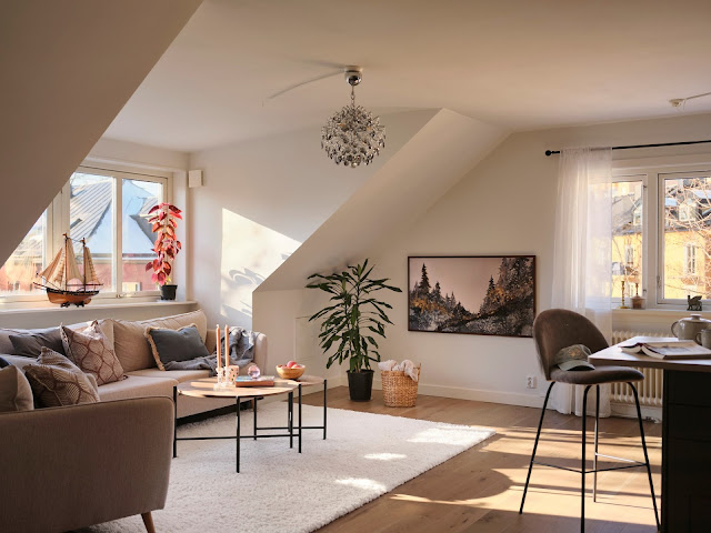 Κομψή και ζεστή διακόσμηση σε σοφίτα 63τμ - Φωτογραφία 2