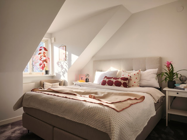 Κομψή και ζεστή διακόσμηση σε σοφίτα 63τμ - Φωτογραφία 12