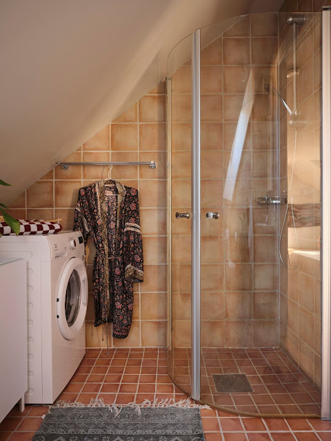 Κομψή και ζεστή διακόσμηση σε σοφίτα 63τμ - Φωτογραφία 15