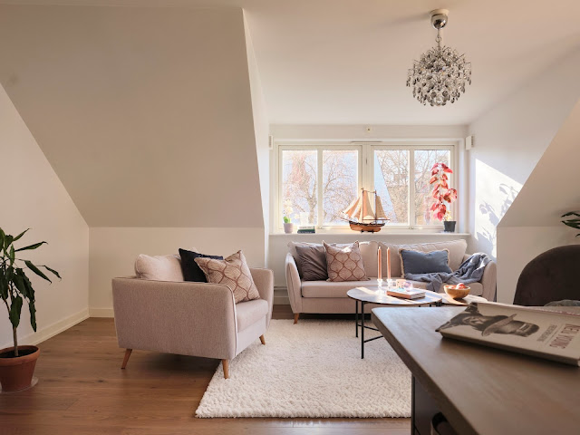 Κομψή και ζεστή διακόσμηση σε σοφίτα 63τμ - Φωτογραφία 3