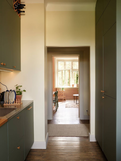 Διαμέρισμα σε σύγχρονο ρουστίκ στυλ διαμορφωμένο με οικονομικές επιλογές - Φωτογραφία 9