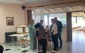 Χάρισαν  χαμόγελα σε όλα τα παιδιά του δημοτικού σχολείου Παλιαμπελων Ακτιου Βονιτσας - Φωτογραφία 12