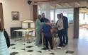 Χάρισαν  χαμόγελα σε όλα τα παιδιά του δημοτικού σχολείου Παλιαμπελων Ακτιου Βονιτσας - Φωτογραφία 13