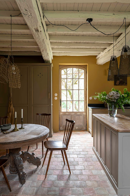 Υπέροχη ανακαίνιση ενός ιστορικού σπιτιού - Φωτογραφία 12