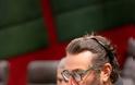 «Γιατί ρε πατέρα;»: Μία κηδεία, τρία αδέρφια και τρία εκατομμύρια ευρώ. Τι μπορεί να πάει στραβά;  - Η πρώτη ανάγνωση της νέας ανατρεπτικής κωμωδίας του ΑΝΤ1 - Φωτογραφία 2