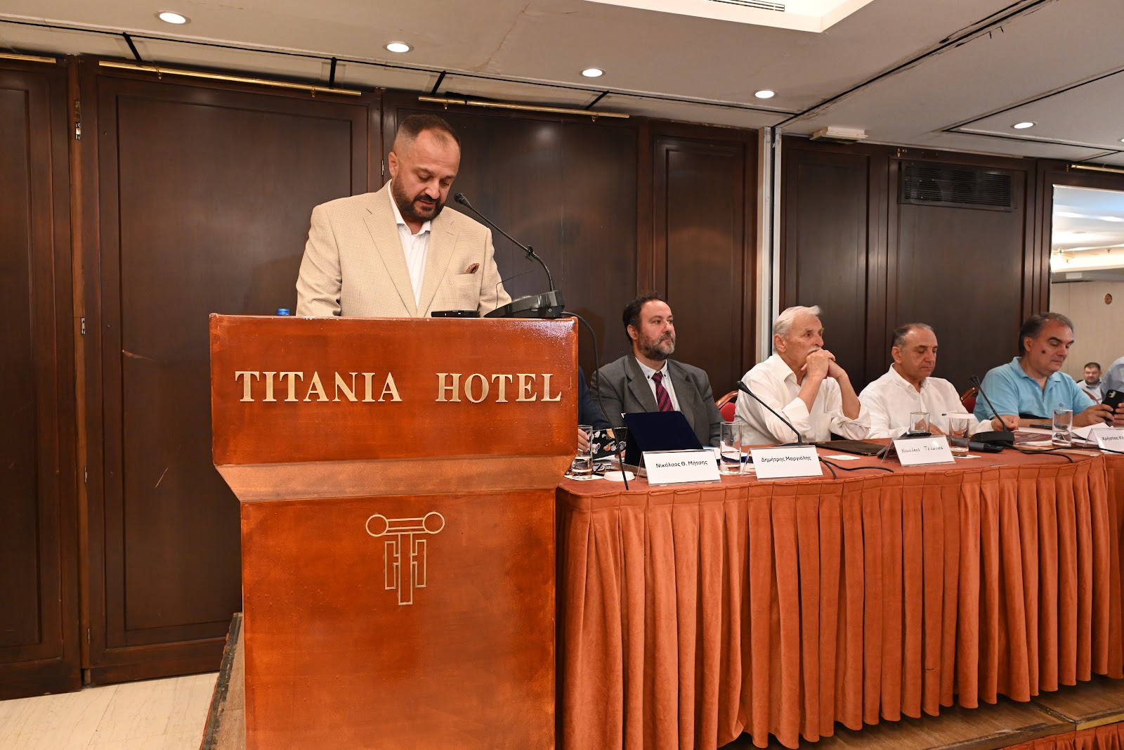 Παρουσίαση του βιβλίου του Νικολάου Θεοδ. Μήτση με τίτλο: «ΑΣΤΑΚΟΣ ΞΗΡΟΜΕΡΟΥ Θυσίες και Αγώνες στα 1821»...  ΑΘΗΝΑ 30 Ιουνίου 2025, ξενοδοχείο ΤΙΤΑΝΙΑ  ΦΩΤΟΡΕΠΟΡΤΑΖ Γιώργος Κουβέλης - Φωτογραφία 53