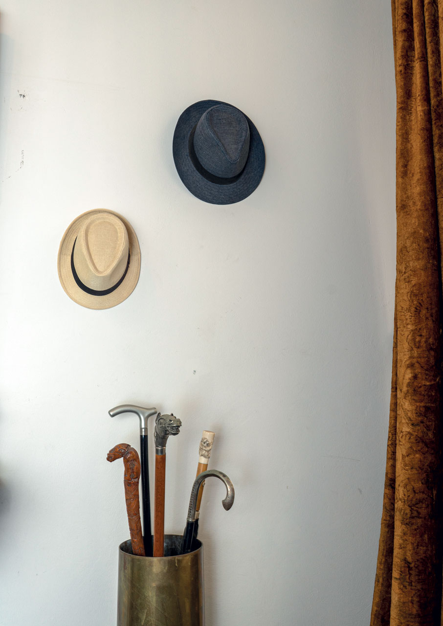 Το αρχοντικό που αφηγείται την ιστορία της Ερμούπολης - Φωτογραφία 3