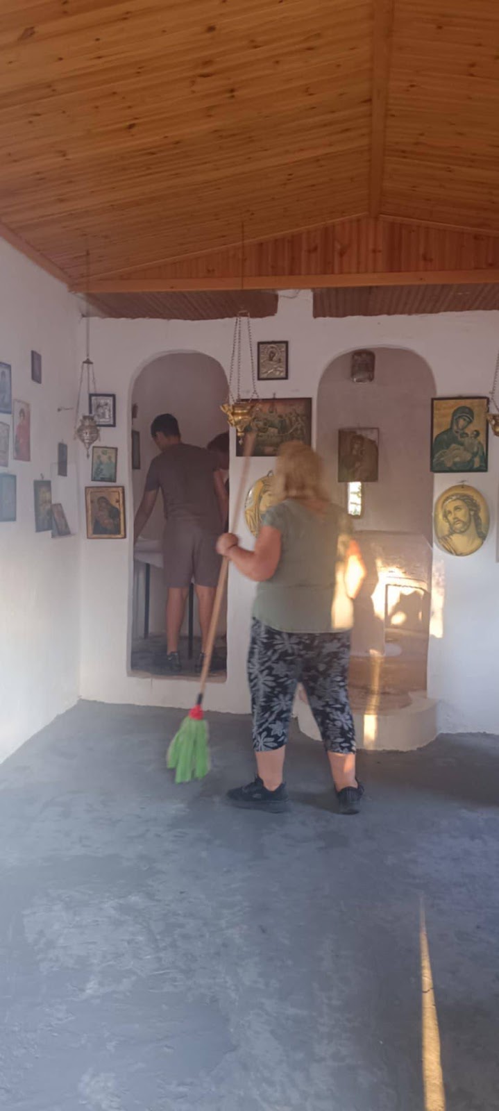 Γιωργος Μπαρμπαρουσης :   γιορτάζει  το εκκλησάκι της Παναγίας (Παναγούλα),στον Μαχαιρα - Φωτογραφία 11