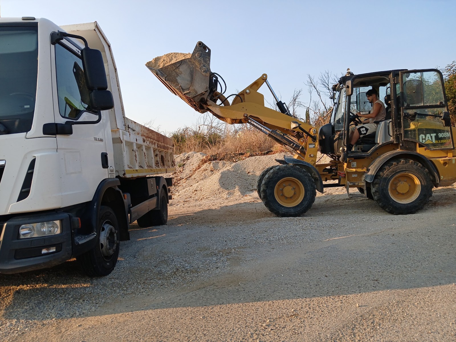 Γιωργος Μπαρμπαρουσης :   γιορτάζει  το εκκλησάκι της Παναγίας (Παναγούλα),στον Μαχαιρα - Φωτογραφία 16