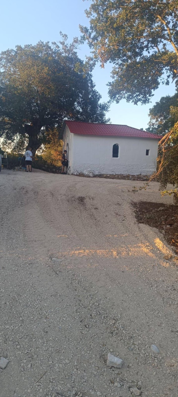 Γιωργος Μπαρμπαρουσης :   γιορτάζει  το εκκλησάκι της Παναγίας (Παναγούλα),στον Μαχαιρα - Φωτογραφία 9