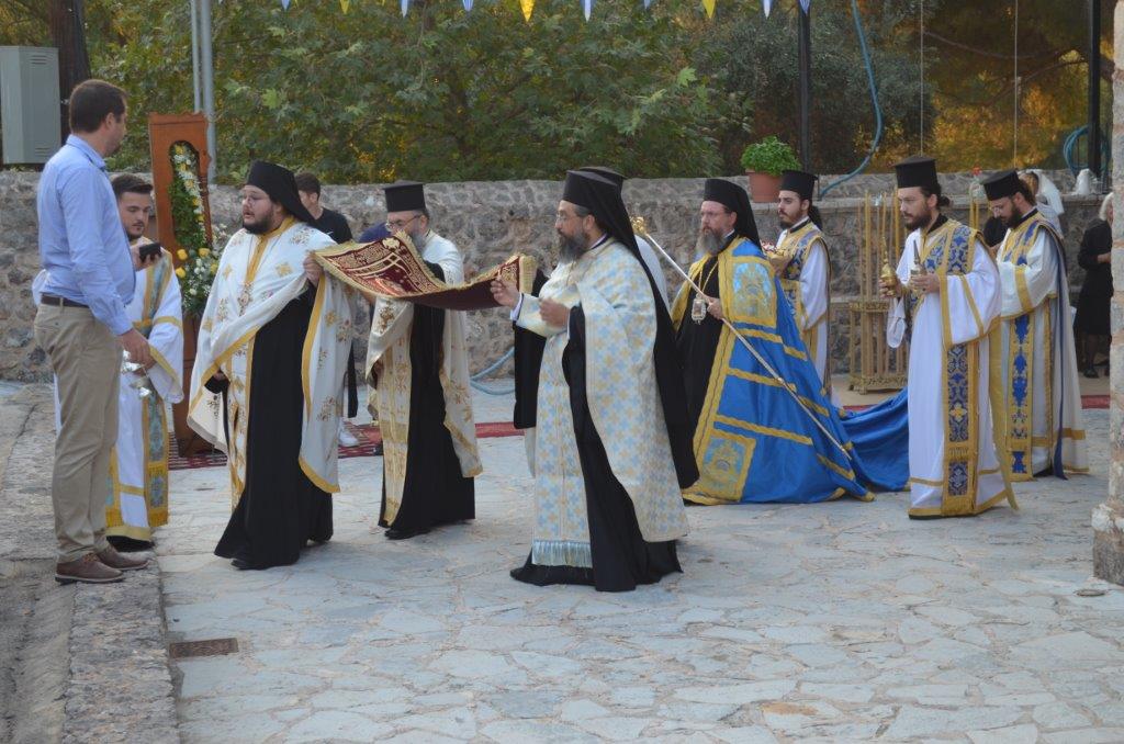 Με λαμπρότητα γιορτάστηκε η Παναγία η Λεσινιώτισσα σήμερα Παρασκευή 22 Αυγούστου 2025 - Φωτογραφία 16