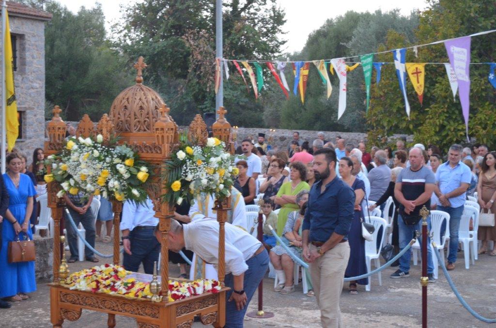 Με λαμπρότητα γιορτάστηκε η Παναγία η Λεσινιώτισσα σήμερα Παρασκευή 22 Αυγούστου 2025 - Φωτογραφία 42