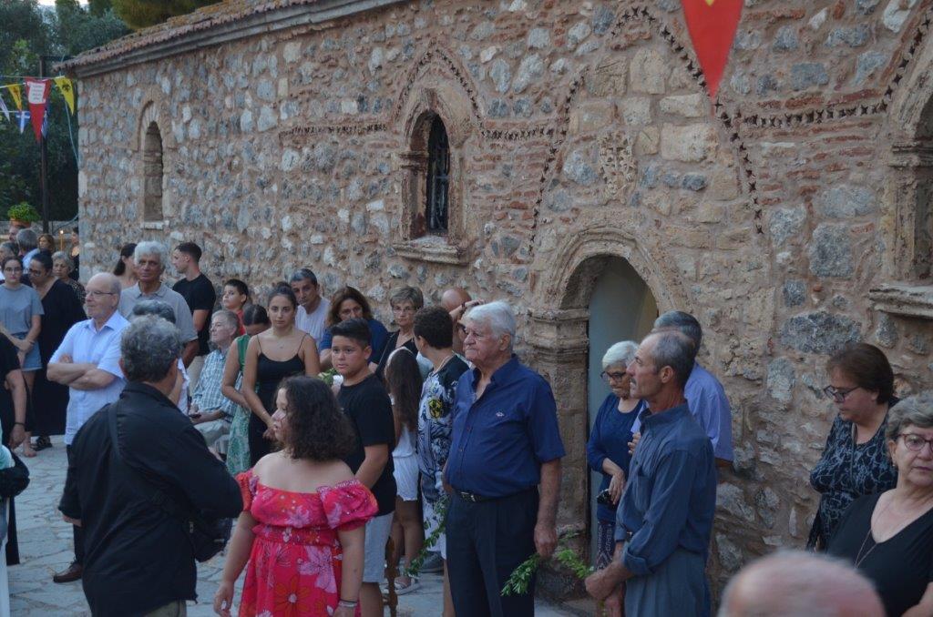 Με λαμπρότητα γιορτάστηκε η Παναγία η Λεσινιώτισσα σήμερα Παρασκευή 22 Αυγούστου 2025 - Φωτογραφία 43
