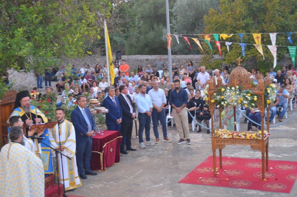 Με λαμπρότητα γιορτάστηκε η Παναγία η Λεσινιώτισσα σήμερα Παρασκευή 22 Αυγούστου 2025 - Φωτογραφία 48