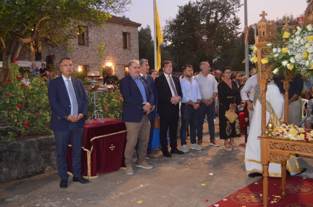 Με λαμπρότητα γιορτάστηκε η Παναγία η Λεσινιώτισσα σήμερα Παρασκευή 22 Αυγούστου 2025 - Φωτογραφία 52