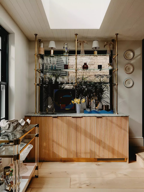 Όλα τα χαρακτηριστικά του Εγγλέζικου ύφους σε ένα σπίτι εξαιρετικής αισθητικής - Φωτογραφία 7