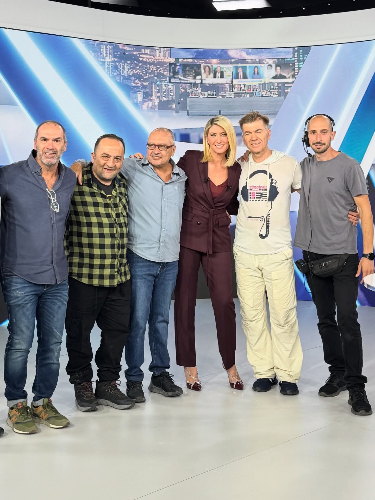 Δείτε πως είναι στην πραγματικότητα το νέο υπερσύγχρονο studio του του Σκαϊ - Τι είπε η Σία Κοσιώνη; - Φωτογραφία 7