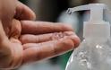 Η ΕΕ μελετά απαγόρευση της αιθανόλης στα απολυμαντικά χεριών λόγω φόβων για αυξημένο κίνδυνο καρκίνου