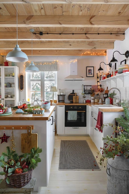 Γιορτές στο απόλυτα χριστουγεννιάτικο σπίτι - Φωτογραφία 10