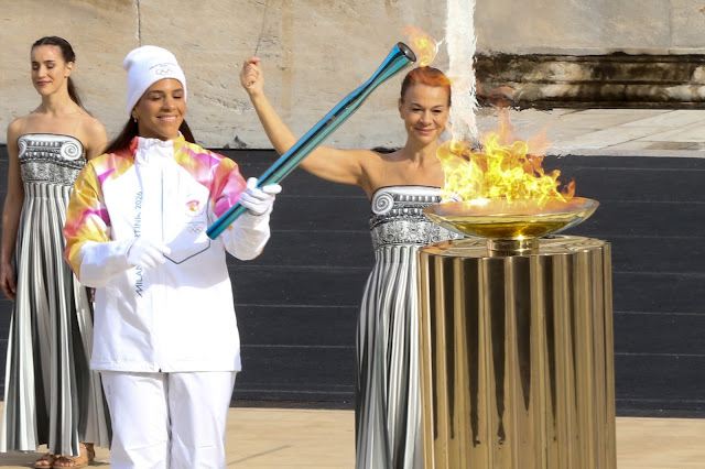 Χρήστος Μπόνης : Παράδοση Ολυμπιακής Φλόγας - Φωτογραφία 2