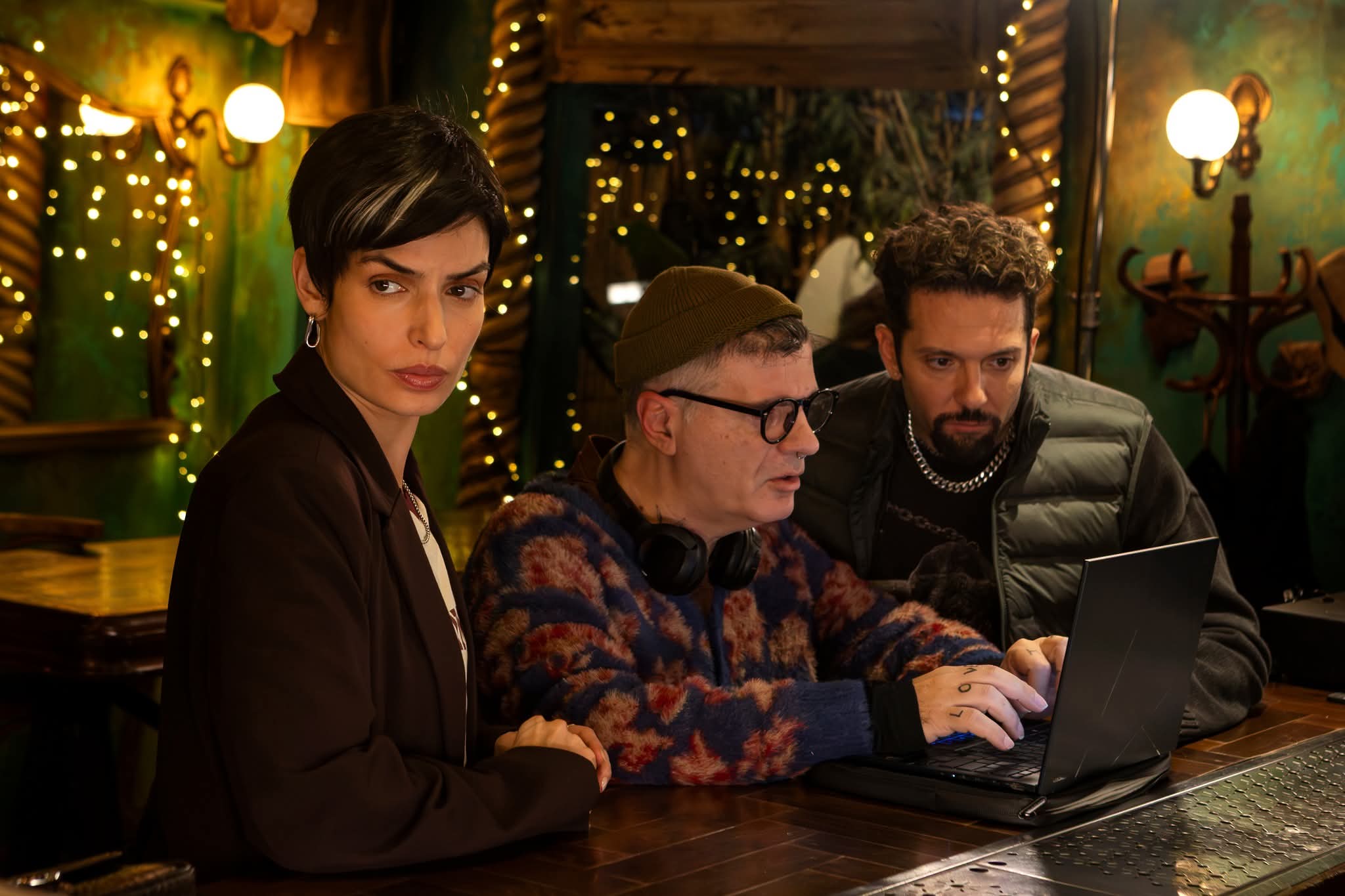 Ξεκίνησε τα γυρίσματά η  Βαλίτσα... - Φωτογραφία 3