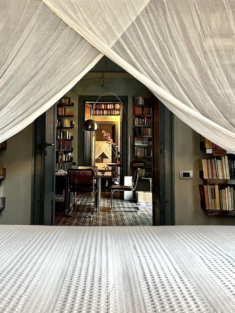 Το σπίτι με τα 10.000 βιβλία - Φωτογραφία 8