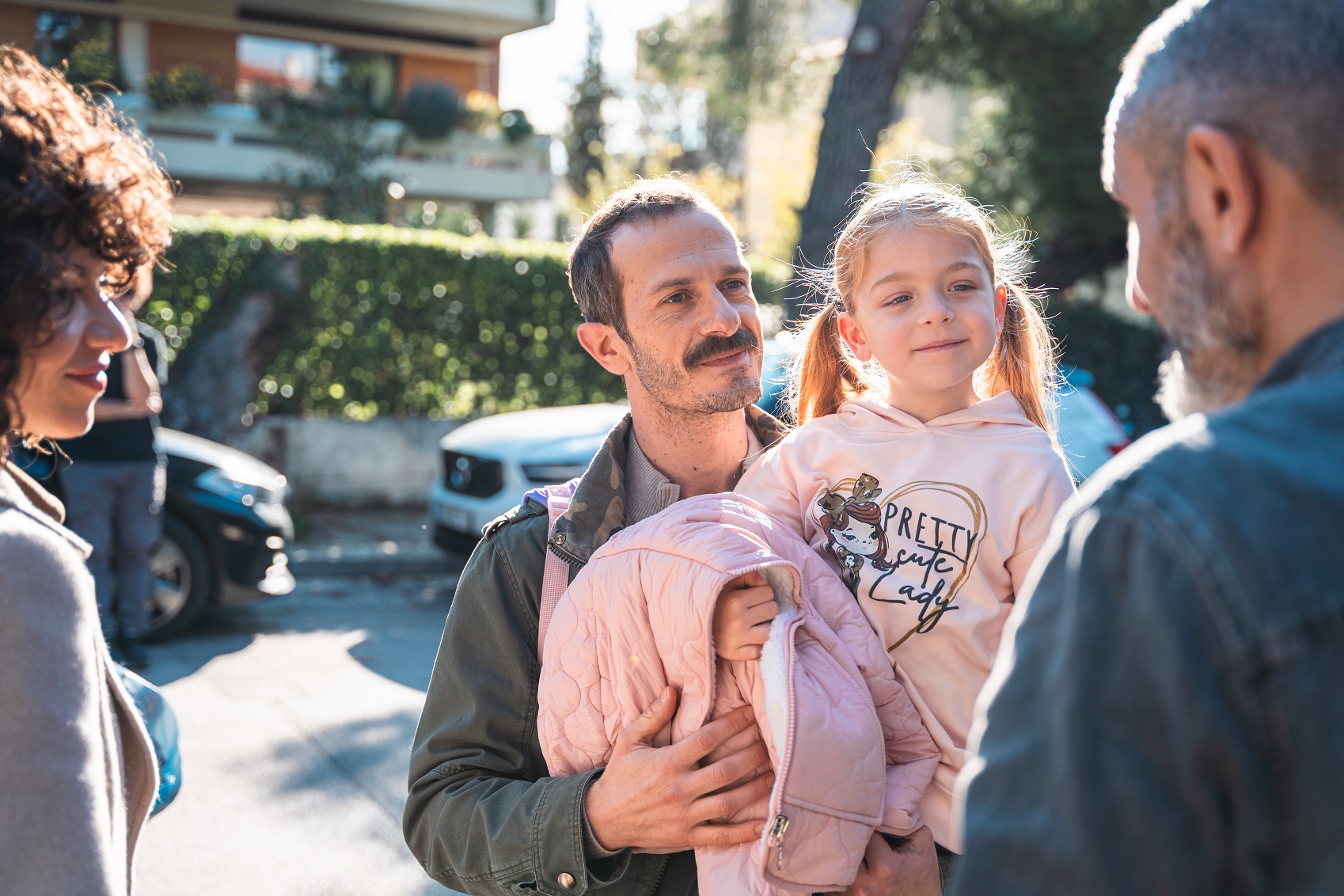Μπαμπά, σ’αγαπώ: Τι συμβαίνει στα γυρίσματα της νέας οικογενειακής σειράς του Alpha; - Φωτογραφία 4