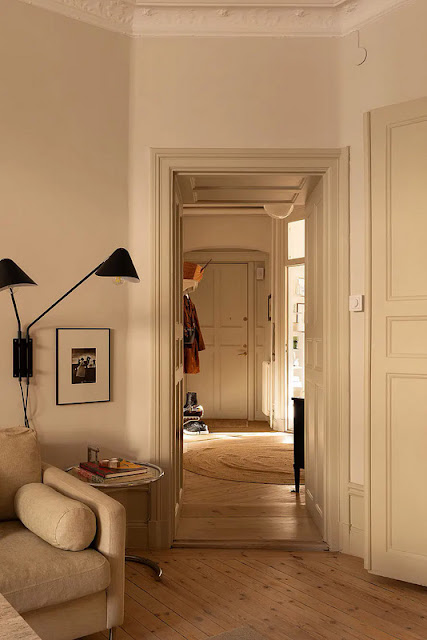 Καλαίσθητη και ζεστή διαμόρφωση σε διαμέρισμα κλασικής αρχιτεκτονικής - Φωτογραφία 10