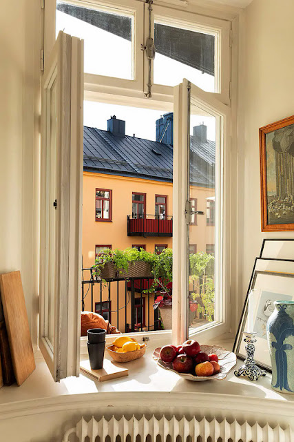 Καλαίσθητη και ζεστή διαμόρφωση σε διαμέρισμα κλασικής αρχιτεκτονικής - Φωτογραφία 17