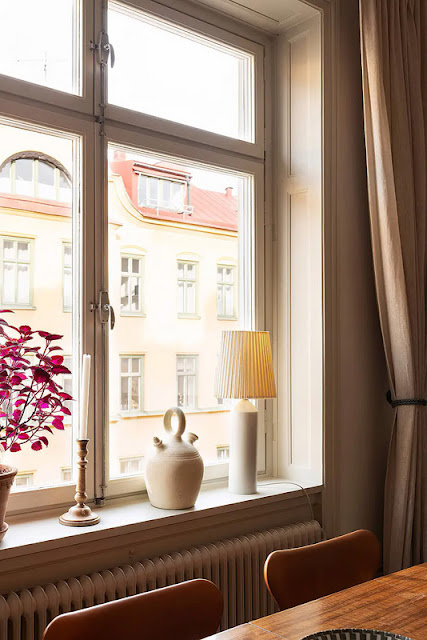 Καλαίσθητη και ζεστή διαμόρφωση σε διαμέρισμα κλασικής αρχιτεκτονικής - Φωτογραφία 6