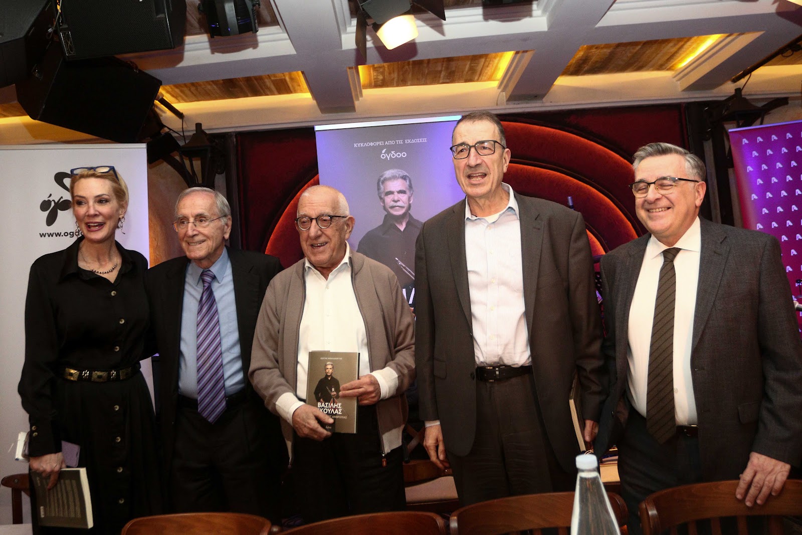 Παρουσιάστηκε η βιογραφικά του Μουσικού Λυράρη Βασίλη Σκουλα  με την συμμετοχή δυο Δημοσιογράφων Ξηρομεριτων απο τον Αστακό - Φωτογραφία 15