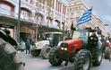 Οι Αγρότες με τα τρακτέρ στο Σύνταγμα - φωτο- βίντεο  MPAMPINH IN  6:32 Μ.Μ.  ΑΓΡΟΤΙΚΑ - Φωτογραφία 24