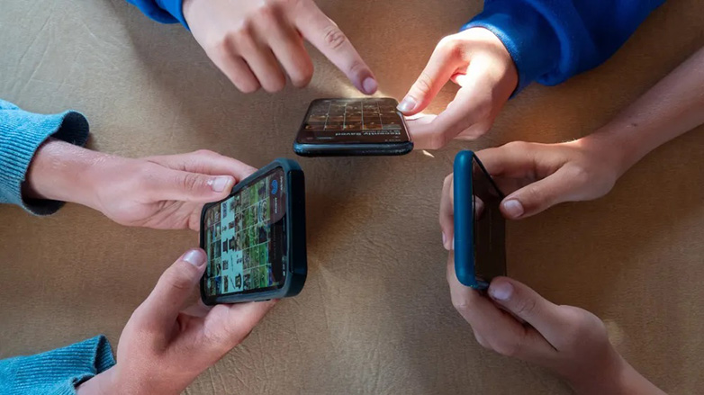 Ο ΕΘΙΜΟΣ ΜΕ 3 ΛΕΙΤΟΥΡΓΙΕΣ ΣΤΑ  SOCIAL MEDIA ΑΝΤΙΜΕΤΩΠΕΣ ΜΕ ΤΟΥΣ ΝΟΜΟΥΣ ΣΤΗΝ ΕΛΛΑΔΑ - Φωτογραφία 2